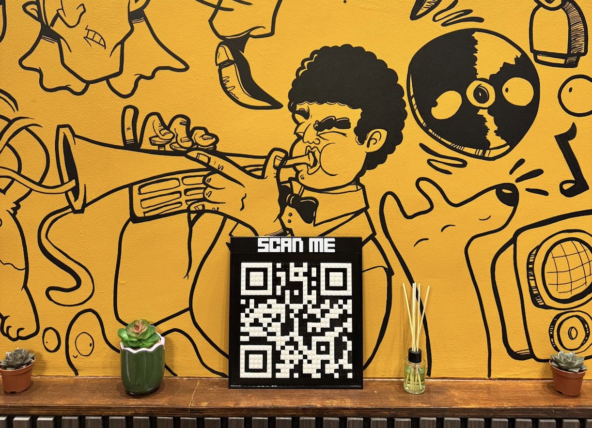 QR Frame in use